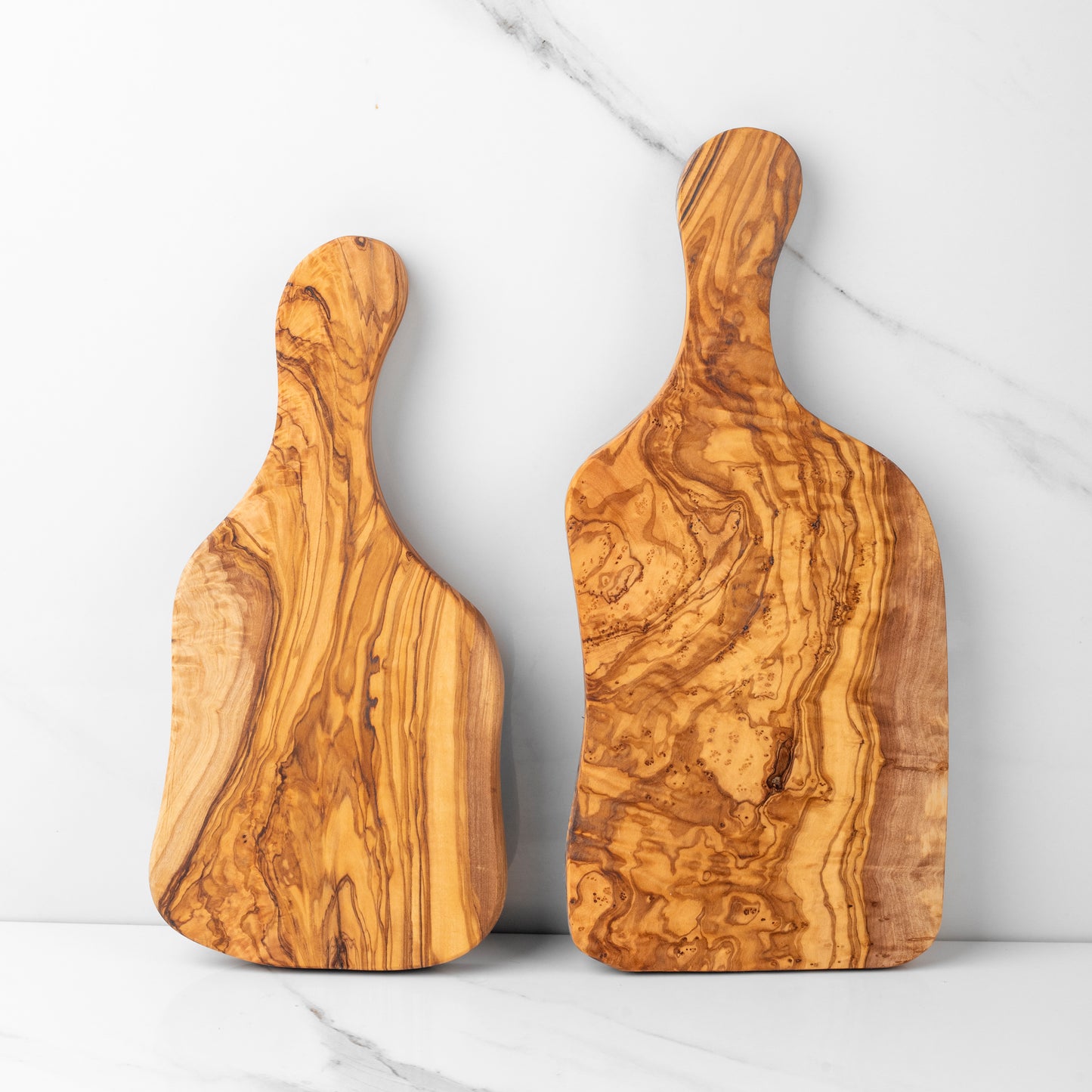 Handmade Olive Wood Cutting Board with Handle - Durable & Stylish Kitchen Essential